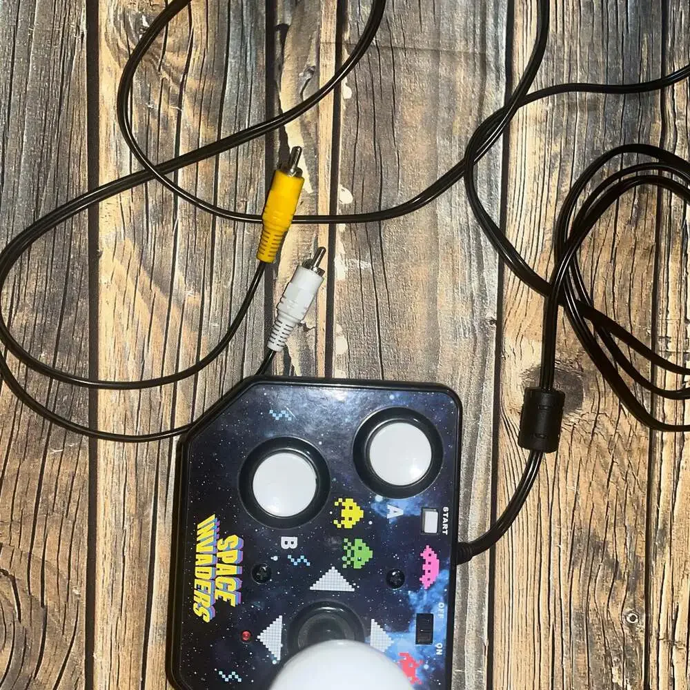 Retro Classic SPACE INVADERS Plug N'‎ Play Video Arcade Game Tested Works